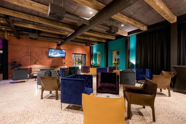 Winery & Design hotel ROXANICH