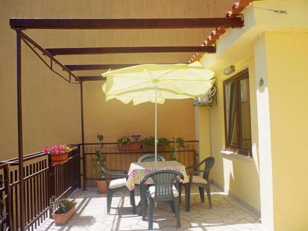 Boutique Apartment in Pješcana Uvala with Balcony