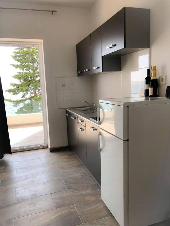 Apartments Milja - 10 m from sea