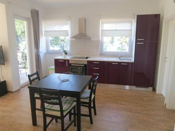 Apartment Prejac by the beach