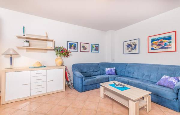 Apartment Bornelius near the Sea