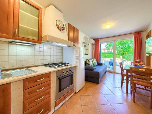 Nice apartment with private terrace50m distant from the sea !