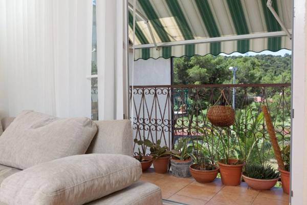 Apartments Maja - 50 m from beach