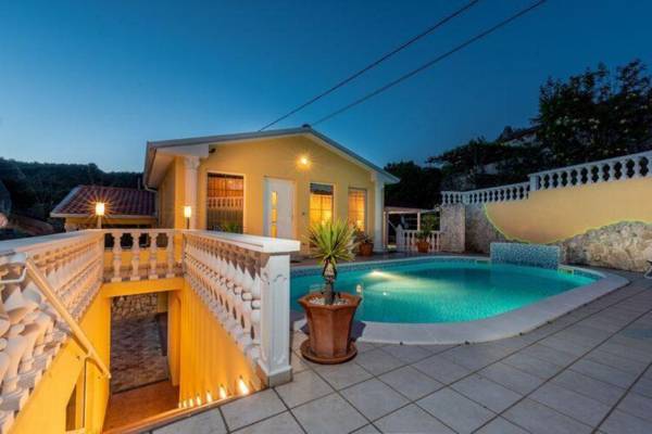 Vintage Villa in Istria near Sea