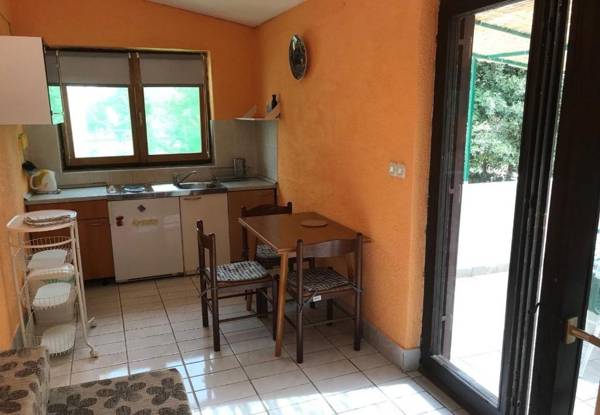 Apartments Matija - 30m from sea