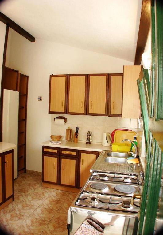 Rooms Katja - 10 m from beach