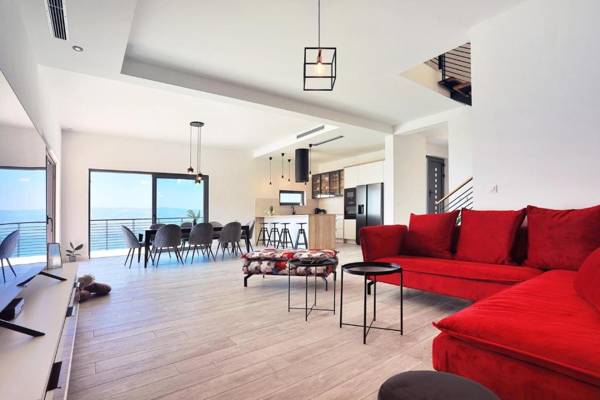 NEW Seaview Villa Vivra with 4 ensuite bedrooms gym and private pool