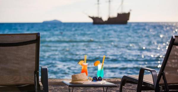 Apartment Alpha and Studio Simba