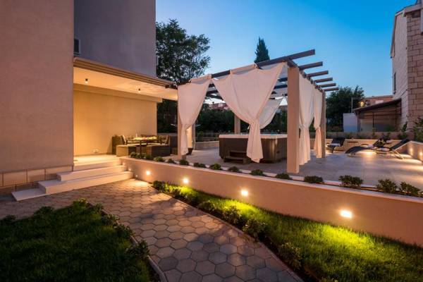 Apartment Sorgo Dubrovnik - free parking private jacuzzi terrace