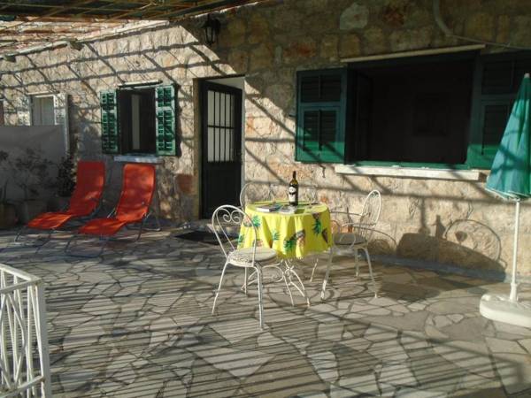 Apartment A Kind of Magic