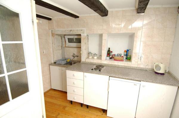 A4 Apartment for four