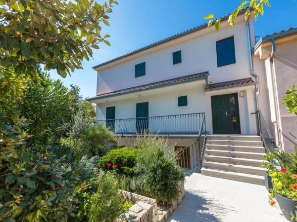 Apartment Loncaric Zuti