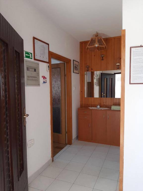 Apartments Grozdana 4227