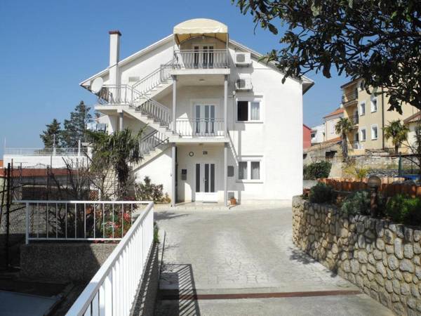 Apartment ANAMARIJA BR. 2