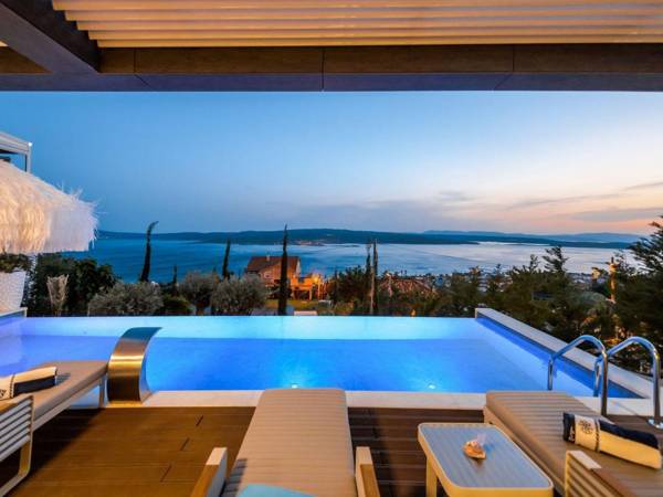 Beautiful modern and luxurious villa with an enchanting view of the sea