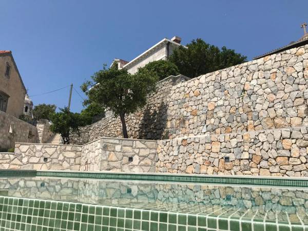 Apartments Kralj Ana