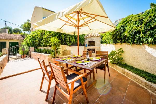 Apartments None and Nono