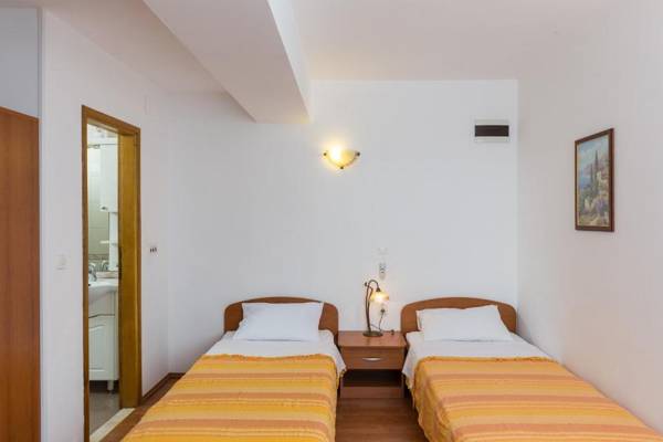 Apartments Milanović