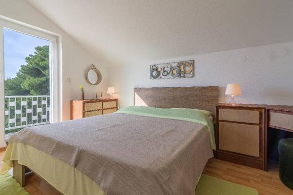 Property is 3 minutes walk from the beach