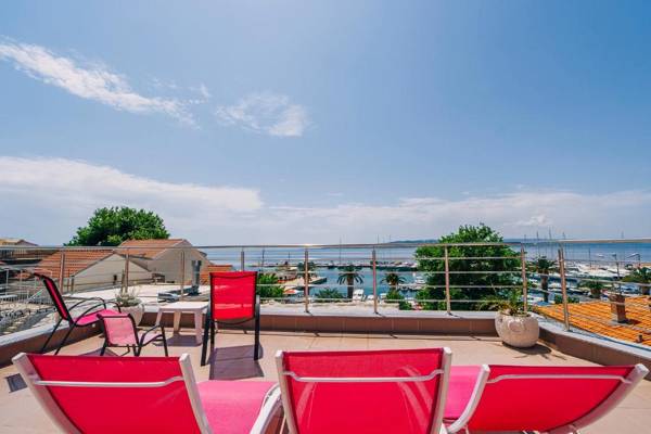 Apartments Luxur Center