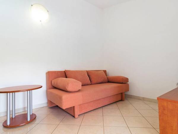 Delicate Apartment in Banjole near Beach Centinera