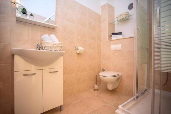 VILLA MASLINA with private 32m2Pool panoramic views on 100km coastline 12 pax