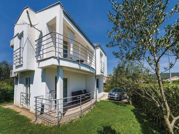 Spacious Holiday Home in Bibinje with Garden