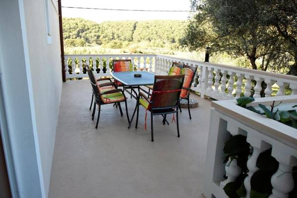 Apartments Viola Kampor