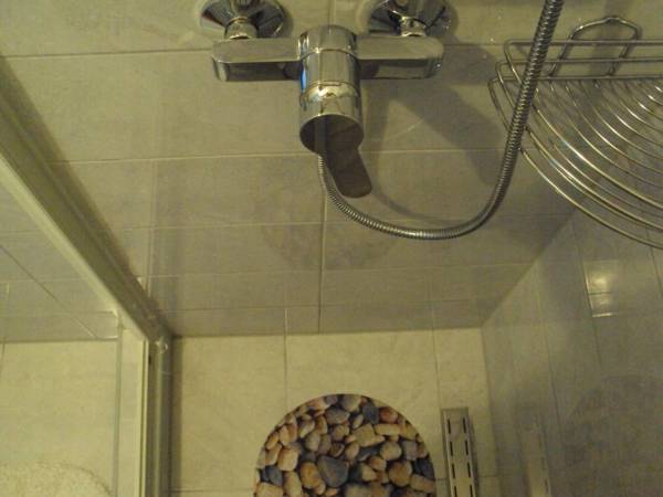 PLITVICE LAKES KONAK Daic