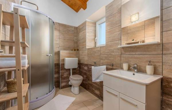 Beautiful Stone House Villa Irma