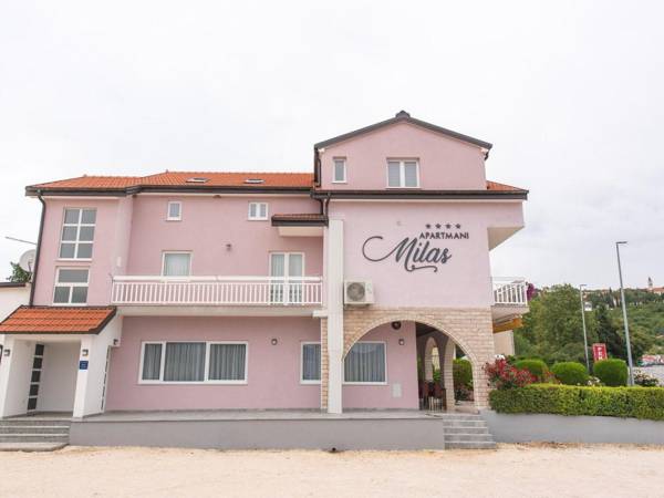 Alluring Apartment in Imotski with Parking