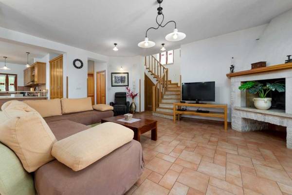 House Anka