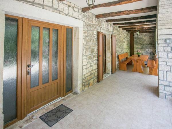 Beautiful and spacious stone house with private terrace  near town Tinjan