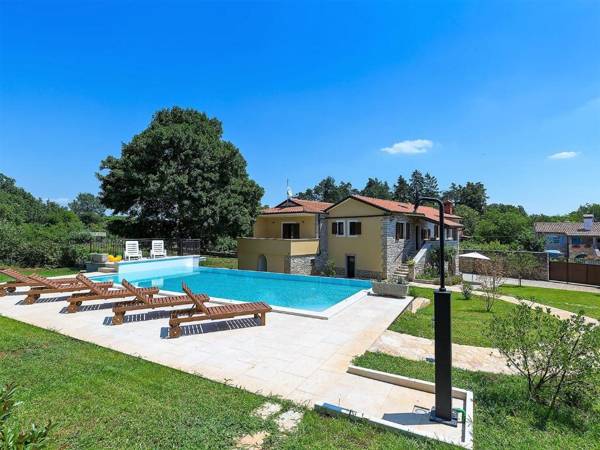 Spacious Villa Sany with Private Pool
