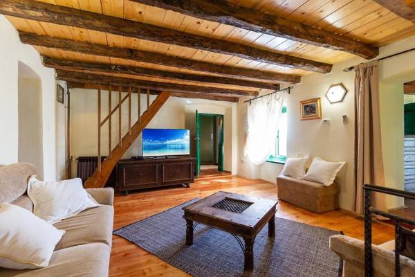 Authentic House Villa Albazora in Central Istria