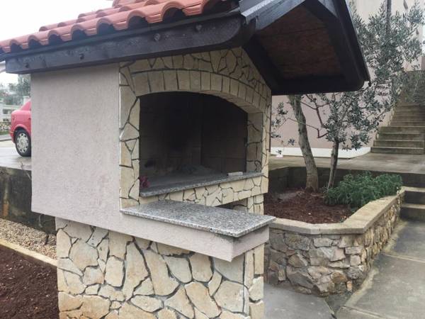 Apartments Vidov by the beach