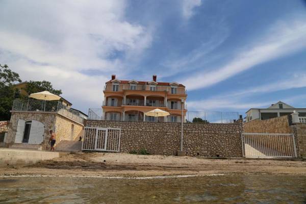 mk apartments nin Wohnung 4