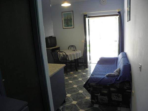 Apartments Brane - 180m to the sea