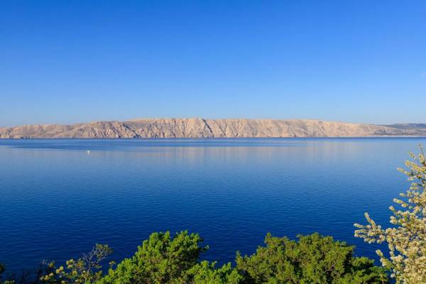 Beachfront House Nada