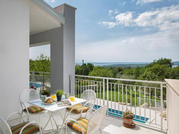 Peaceful Villa in Stanisovi with sea view