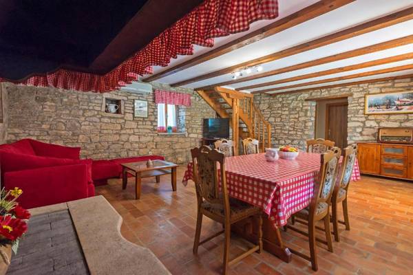 Pićanci in Bibići (Haus für 4-5 Personen)