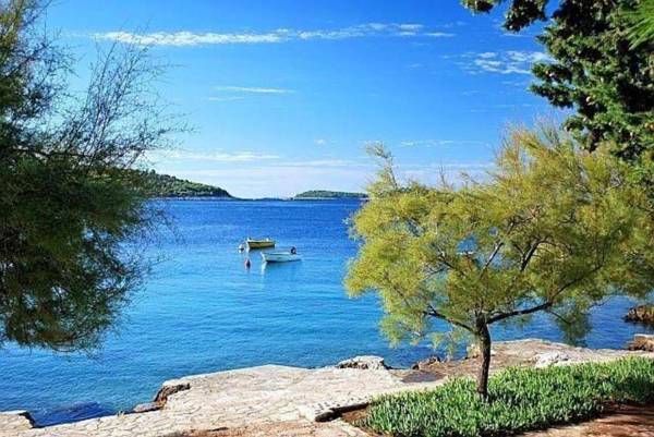 Apartments Lidija - close to sea