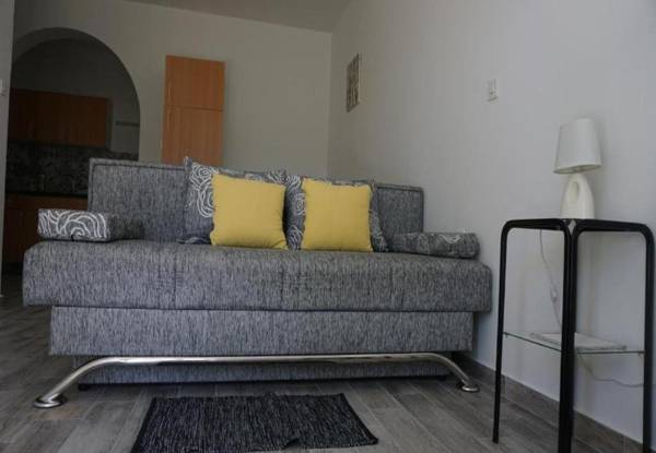 Apartments Tatjana-300m from beach