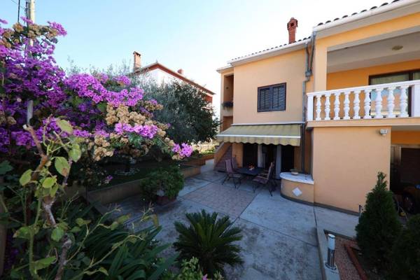 Apartment Gašpe - garden terrace