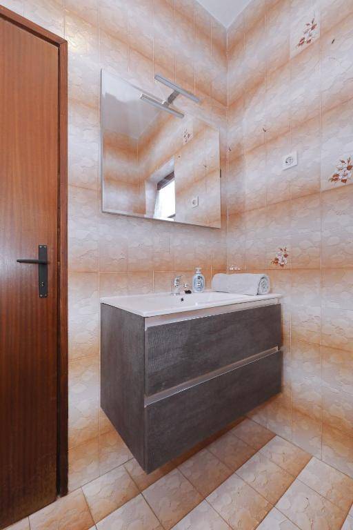 Apartments Saphron Beach