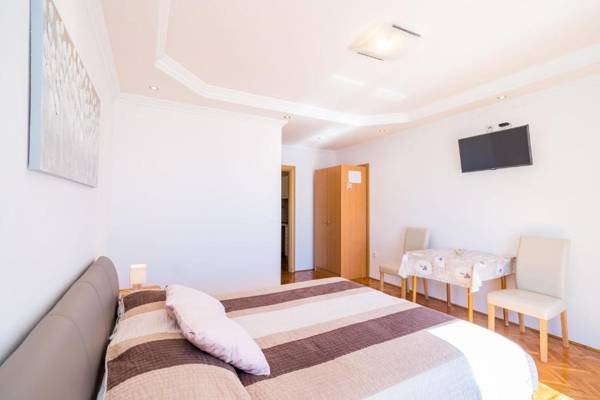 Apartments Blue Chill