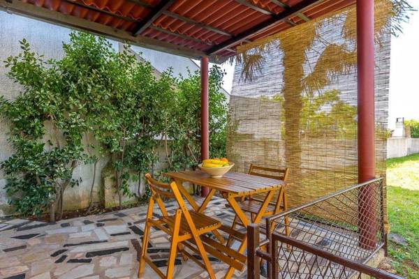 Holiday Home Snjezana