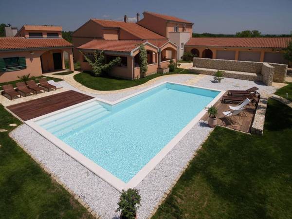 Luxurious villa on a large private estate swimming pool charming garden house
