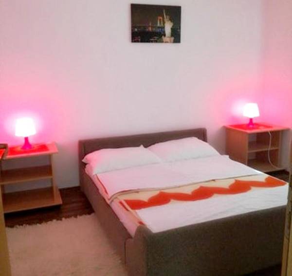 One bedroom appartement at Jadranovo 200 m away from the beach with furnished garden and wifi