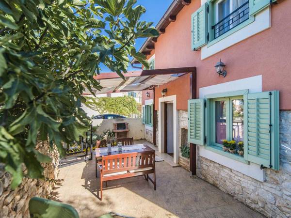 Comfortable holiday house Gianni for up to 4 persons